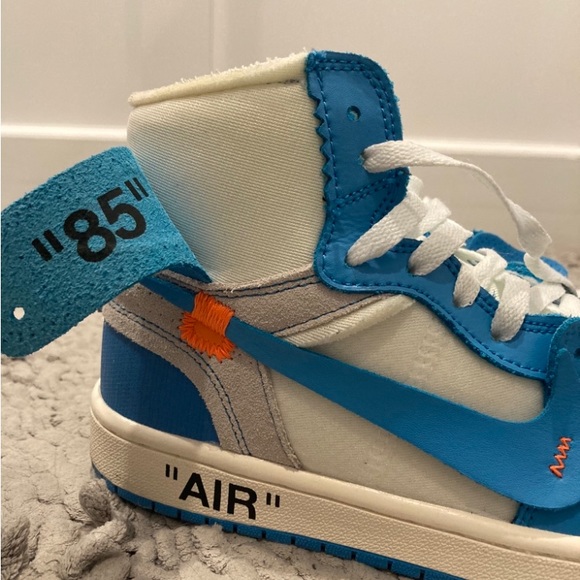 Jordan 1 high OG Off white UNC size 7.5 new with tag in box - Picture 3 of 5